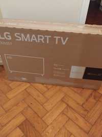 TV Smart LG 32 polegadas. Dentro da caixa