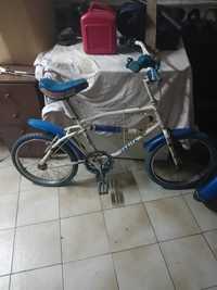 Bmx antiga para arranjo ou restauro completo