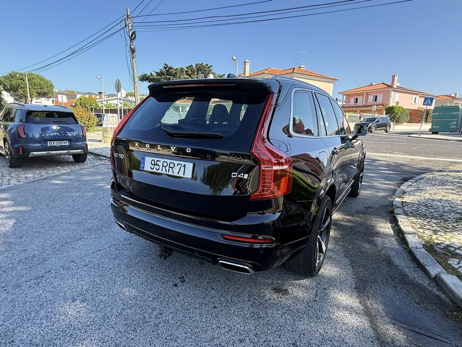 Volvo XC 90 D4 "R-Design" - Suspensão a ar/Full Extras