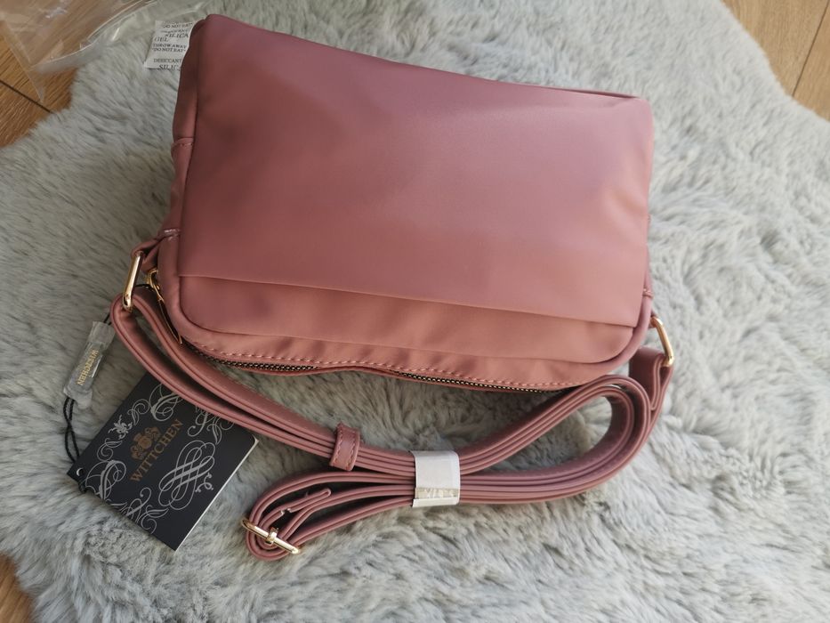 Torebka Wittchen pudrowy róż nylonowa wyjątkowa i praktyczna 
Dzięki w