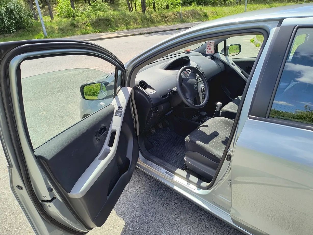 Toyota Yaris TOYOTA YARIS 1.3 VVT-i r.2008 Luna Premium, SALON PL, klima, 2 KPL KÓŁ