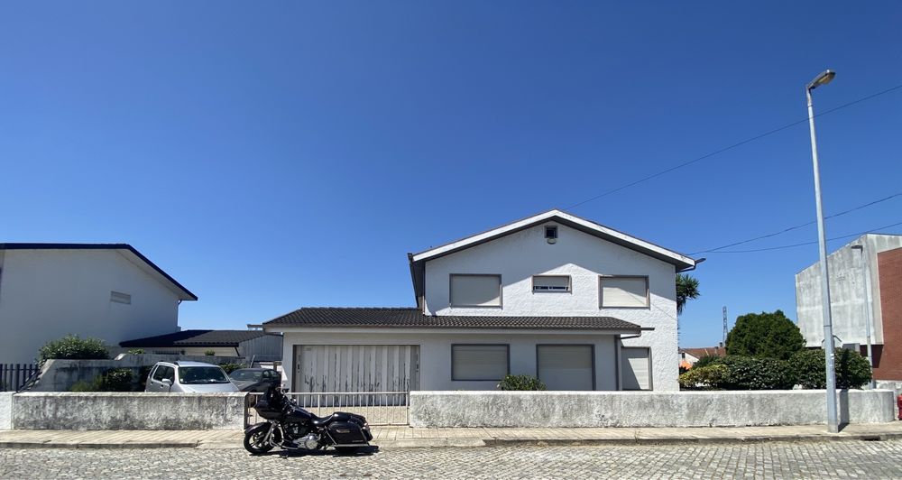 Moradia T3 com garagem e jardim