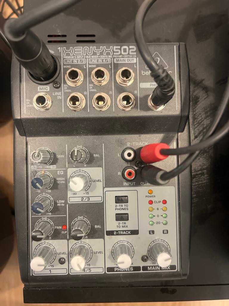 Zestaw nagłośnienia Apart + 3x wzmacniacz + 8 głośników + mikrofon