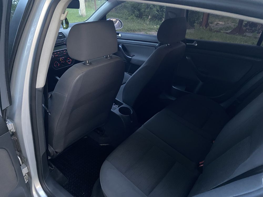 Volkswagen Golf 5 1,6 mpi