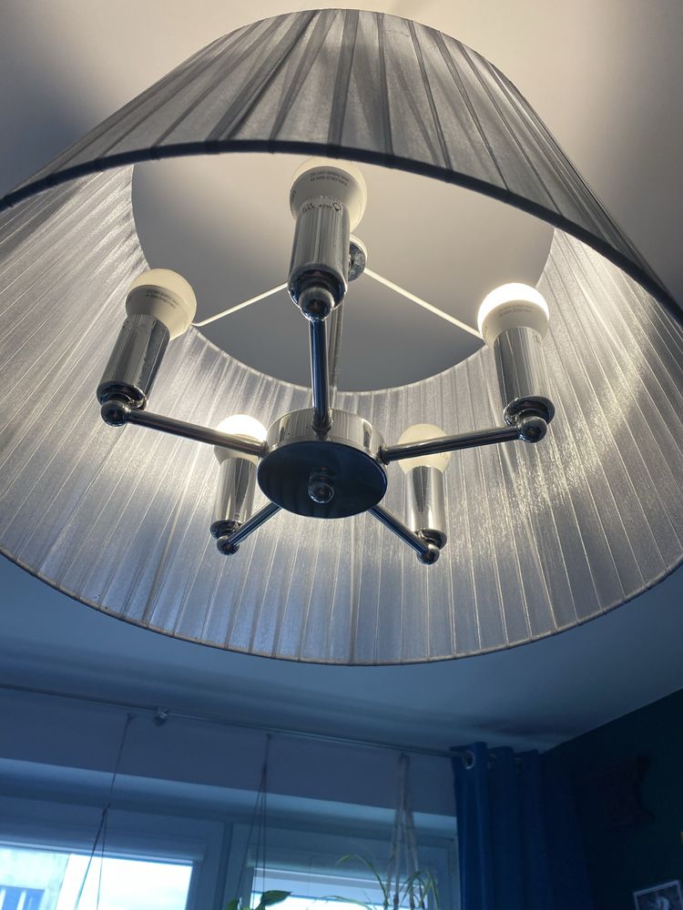 Lampa sufitowa srebrna