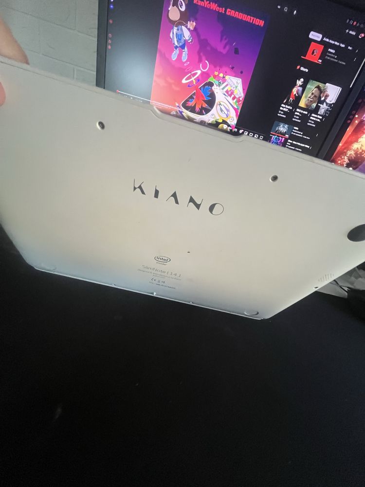 Notebook marki kiano