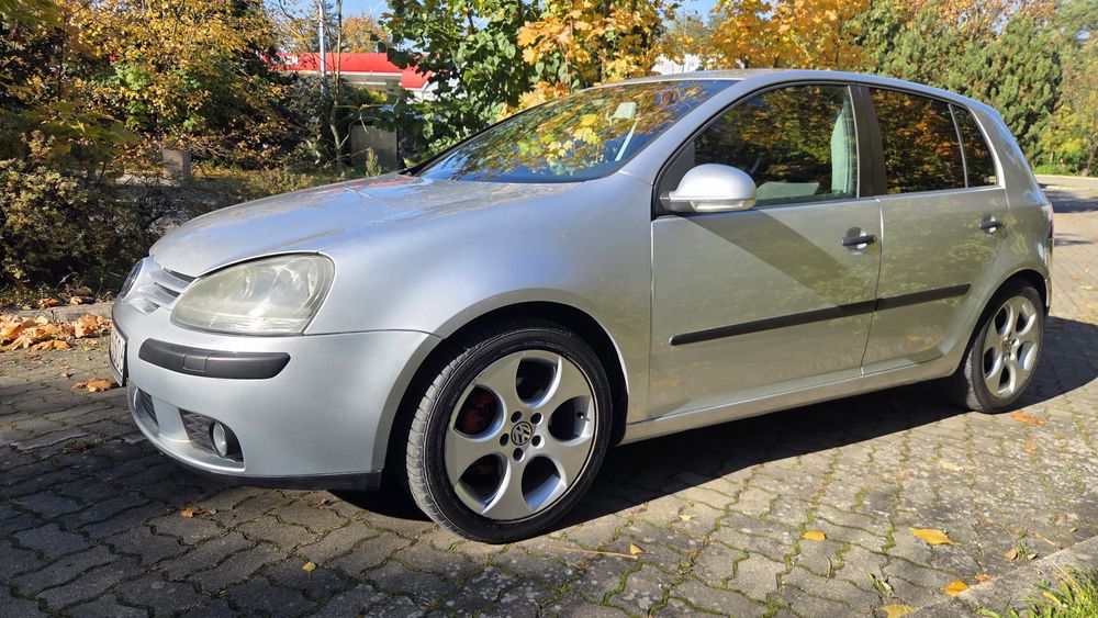 Volkswagen Golf V 1 4 95 KM