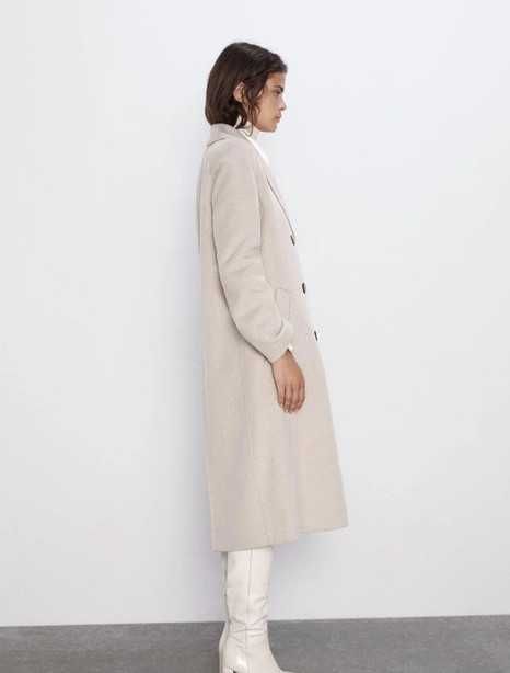 Двубортное шерстяное пальто Zara 7522/250  Бежевое M