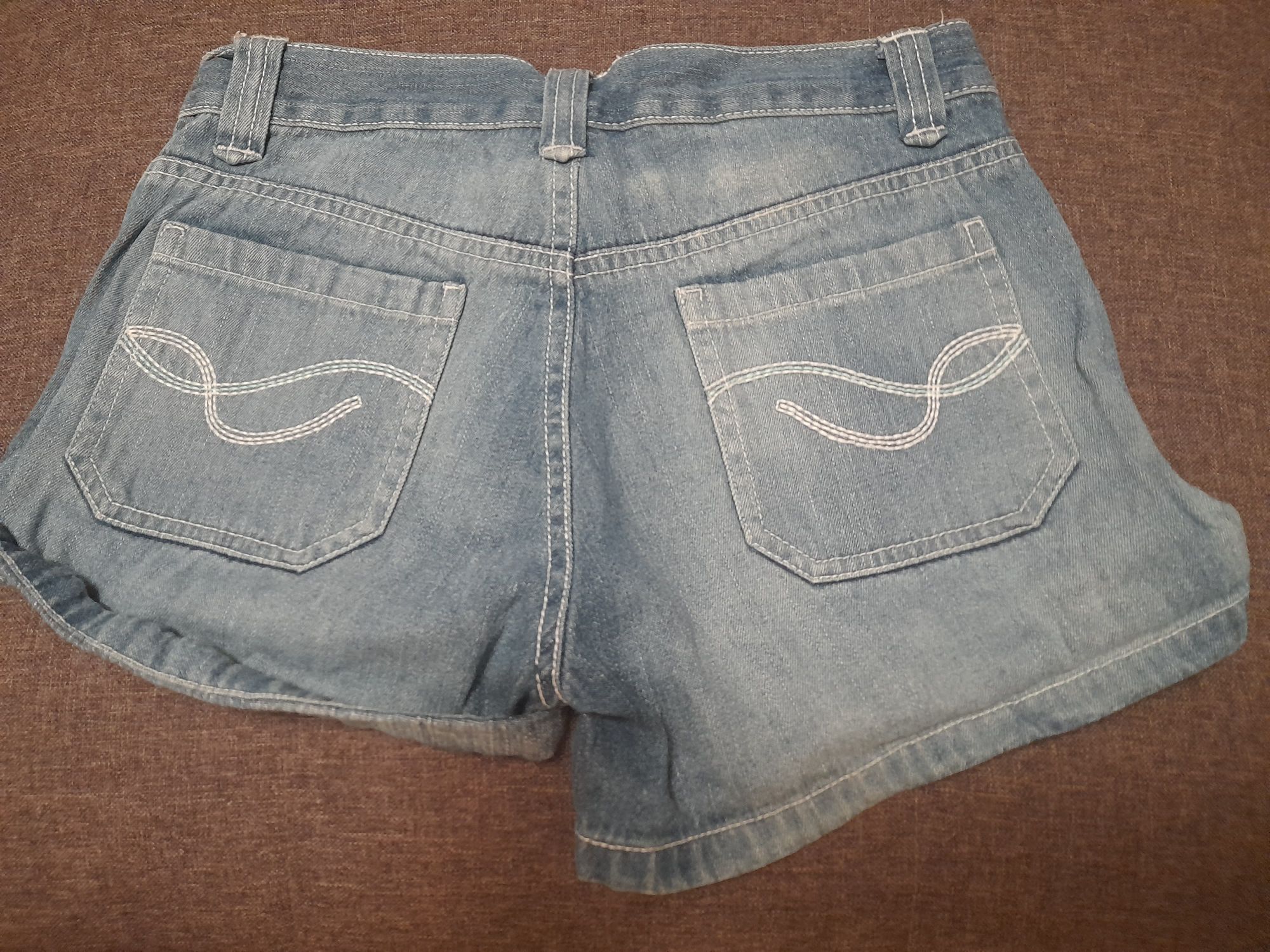 Krótkie spodenki,szorty jeansowe 158