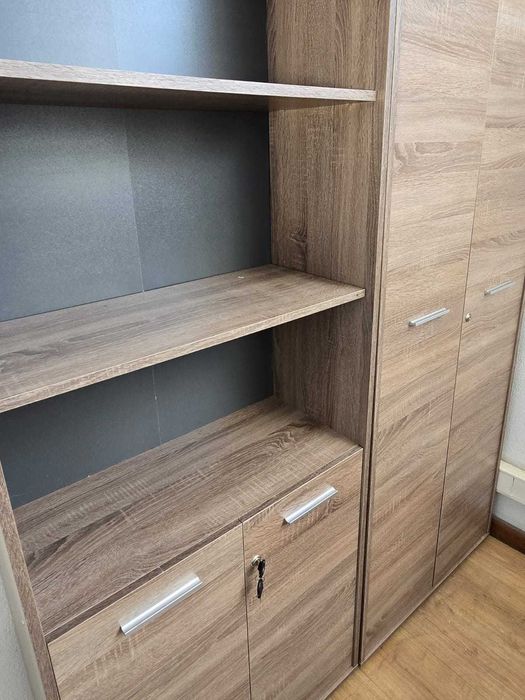 Conjunto escritório - 2 secretárias e 2 armários