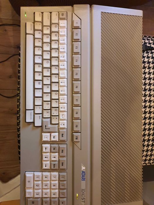 Atari 1040 STFM BOX
