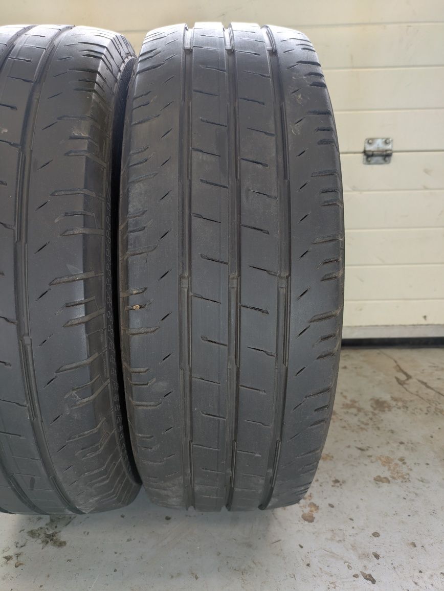 205/65R16c Continental ContiVanContact 200