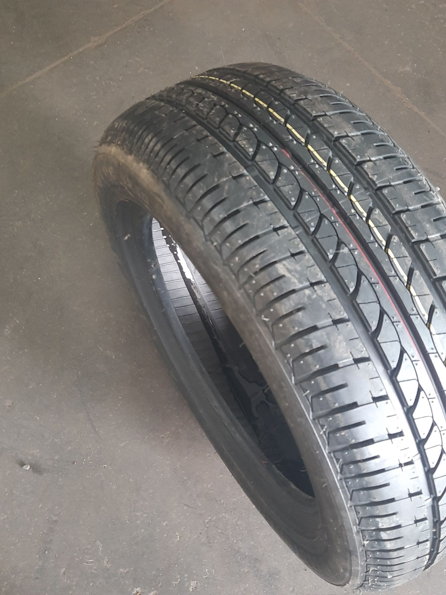 Opona 195/55R15 85H Bridgestone B250