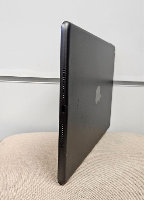 ipad 8th 32gb Батарея 100% 10.2 Wi Fi A2270 2020 року