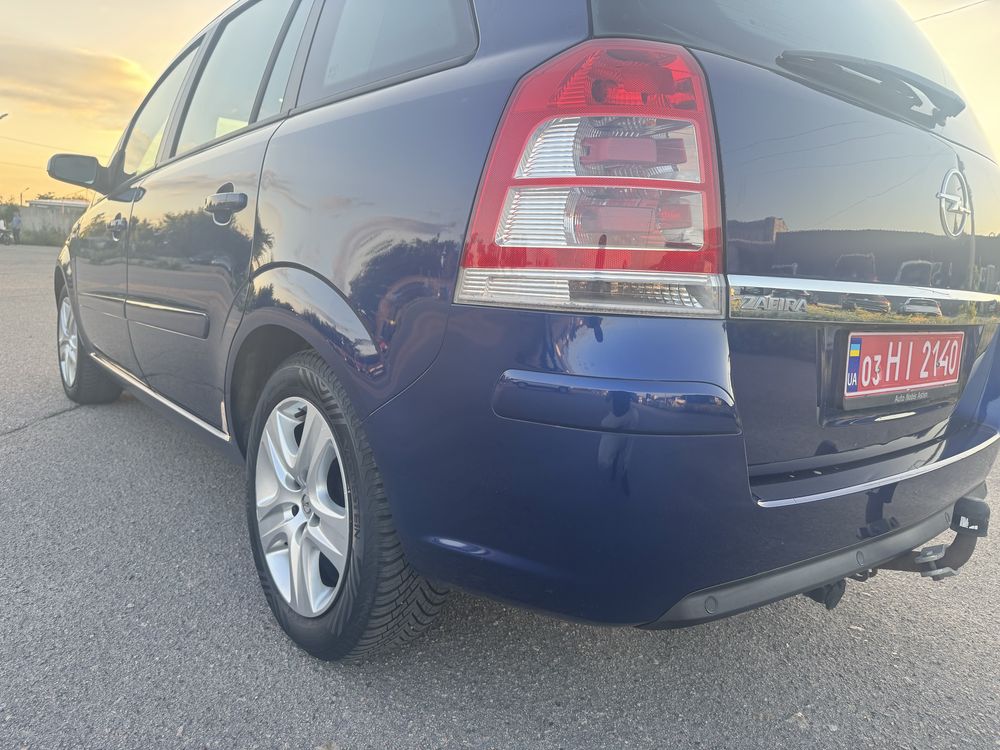 Opel Zafira 1,6 бензин 7 місць