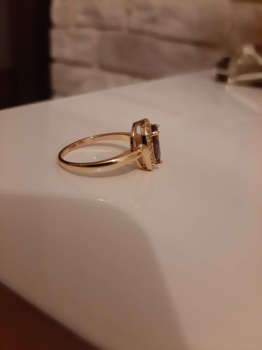 Piękny pierścionek