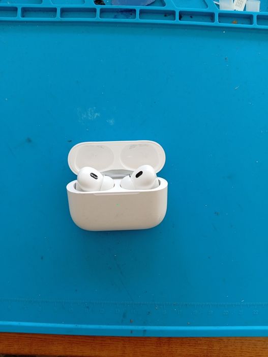 Наушнеки Айпад про А2700-орегінальні