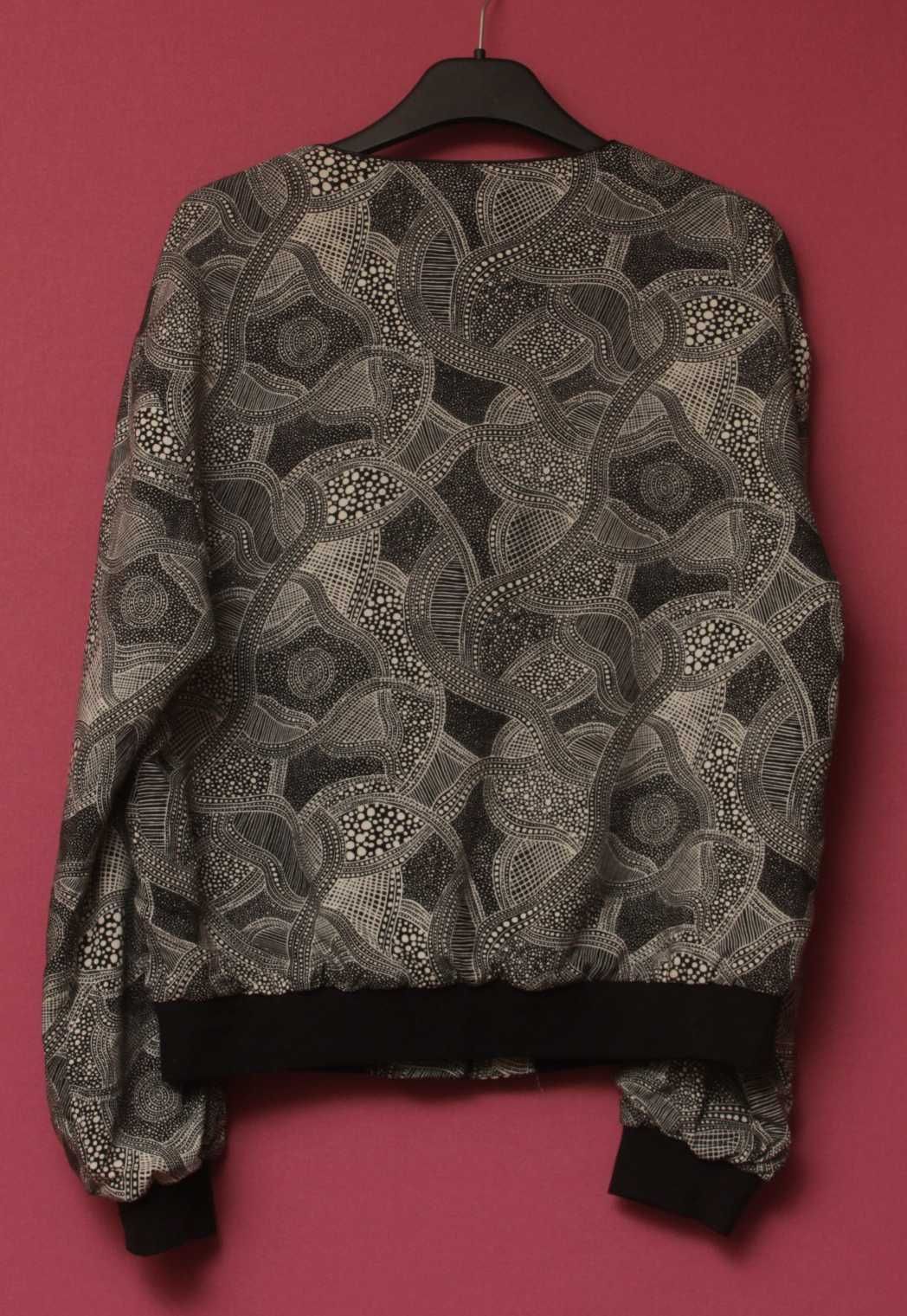 Monki XS-S куртка бомбер из вискозы.