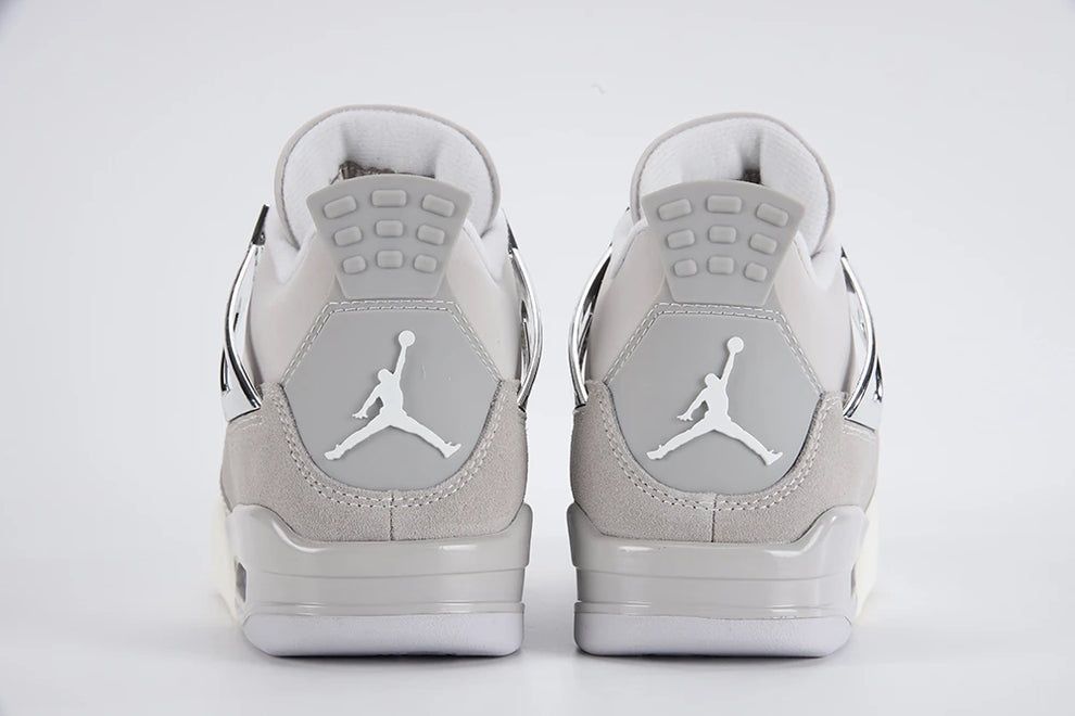 Air jordan 4 frozen moments