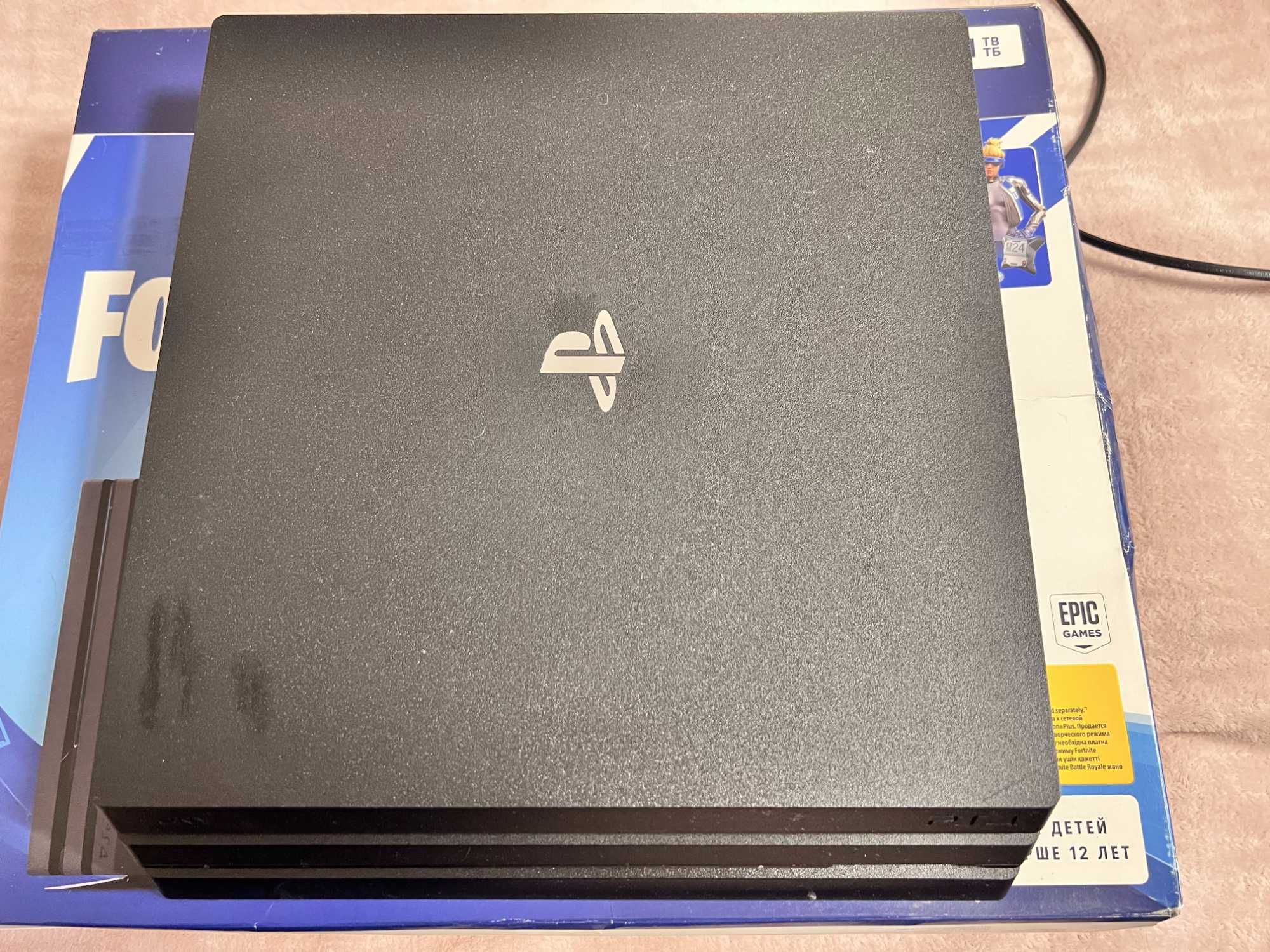 Sony Playstation 4Pro 1Tb