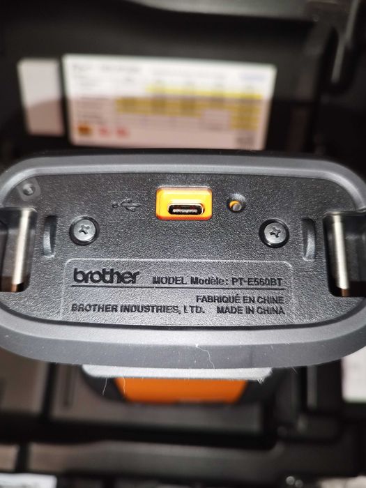 Drukarka etykiet Brother PT-E560BT, Jak NOWA!