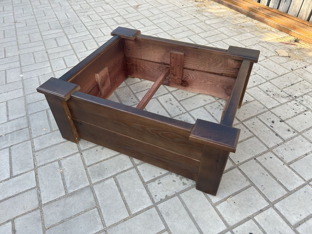Надгробие из дерева