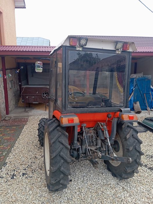 Продам Kubota kl 27