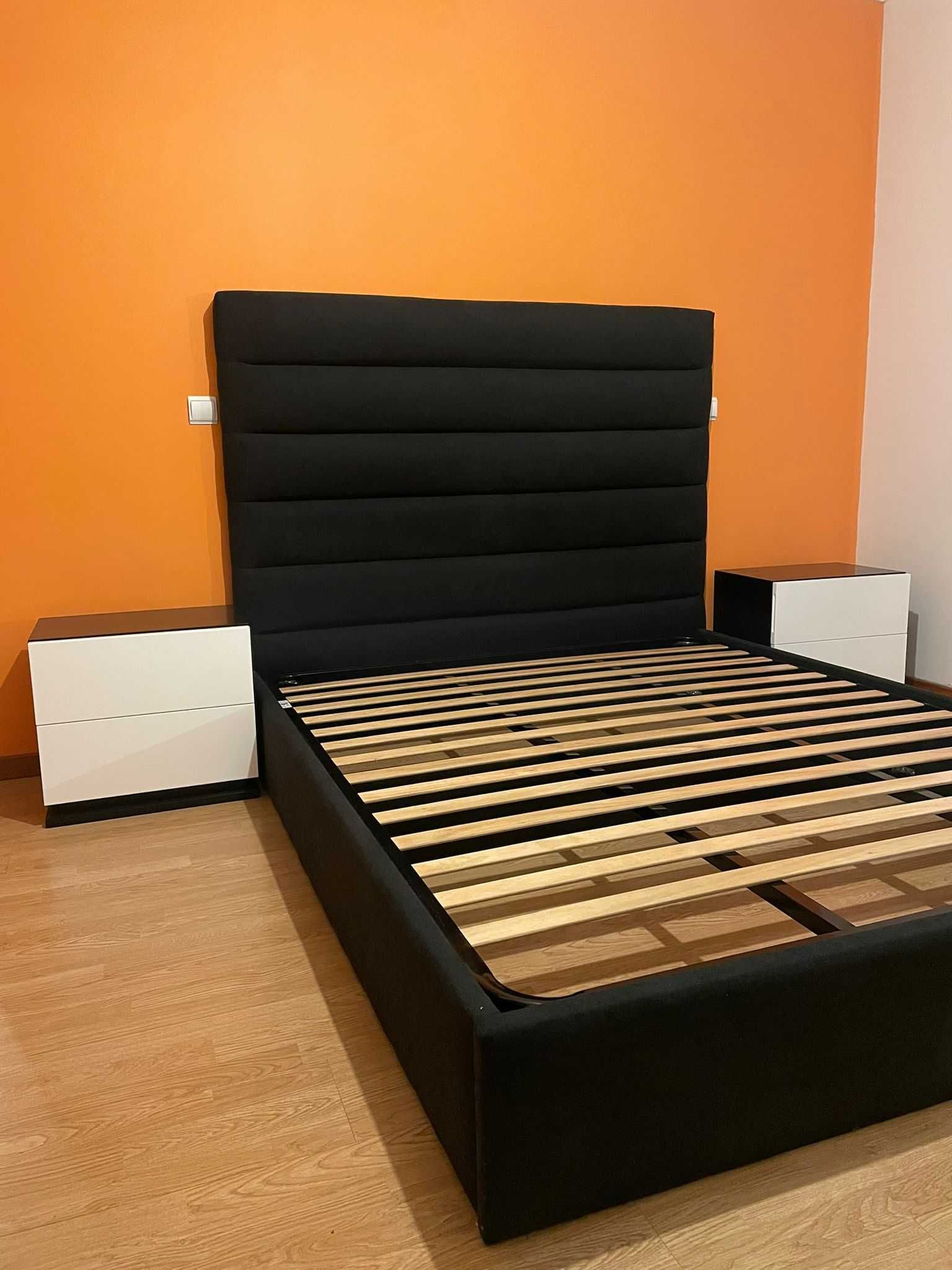 Cama de casal como nova