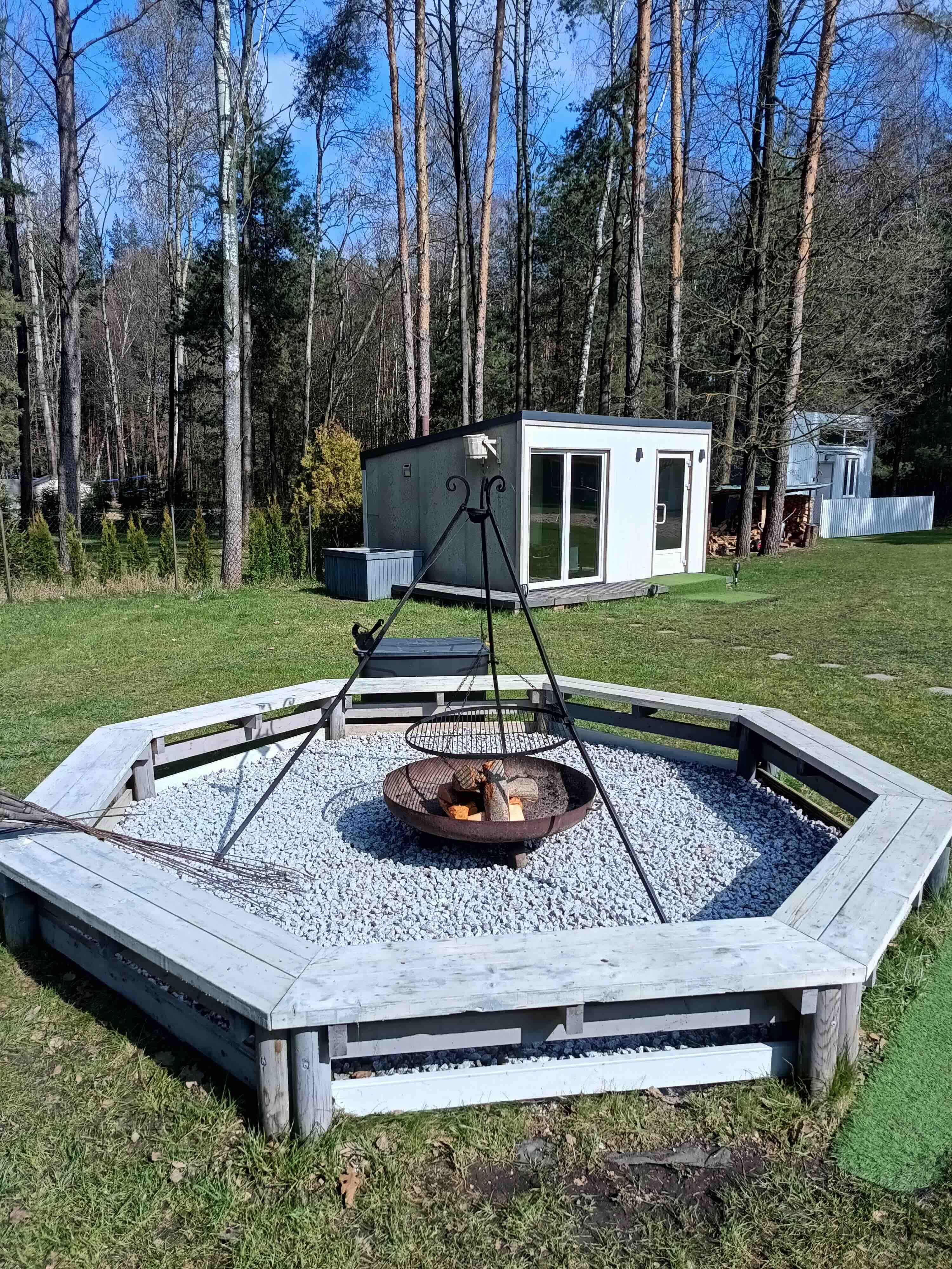 Willa w lesie imprezy panienskie wesele basen  jacuzzi 22 lozka