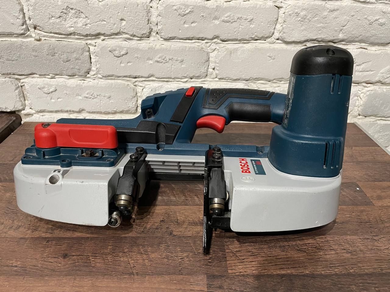 Акумуляторний безщітковий лобзик Bosch gst 18 v-50 N brushless сша бош