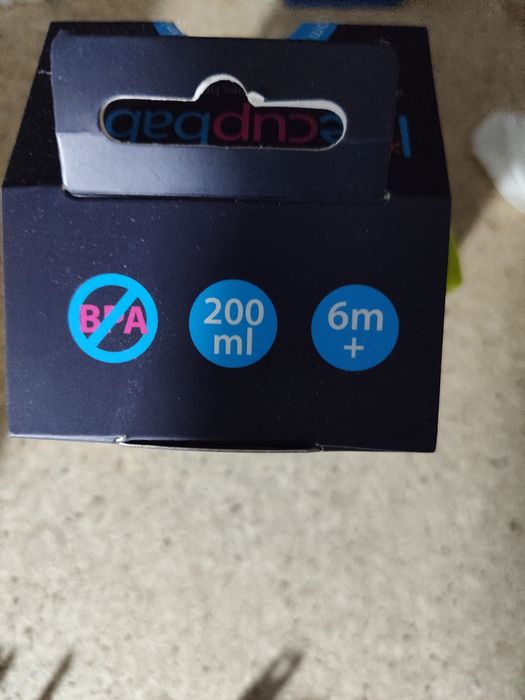 Copo com luz para bebé 200ml 6m