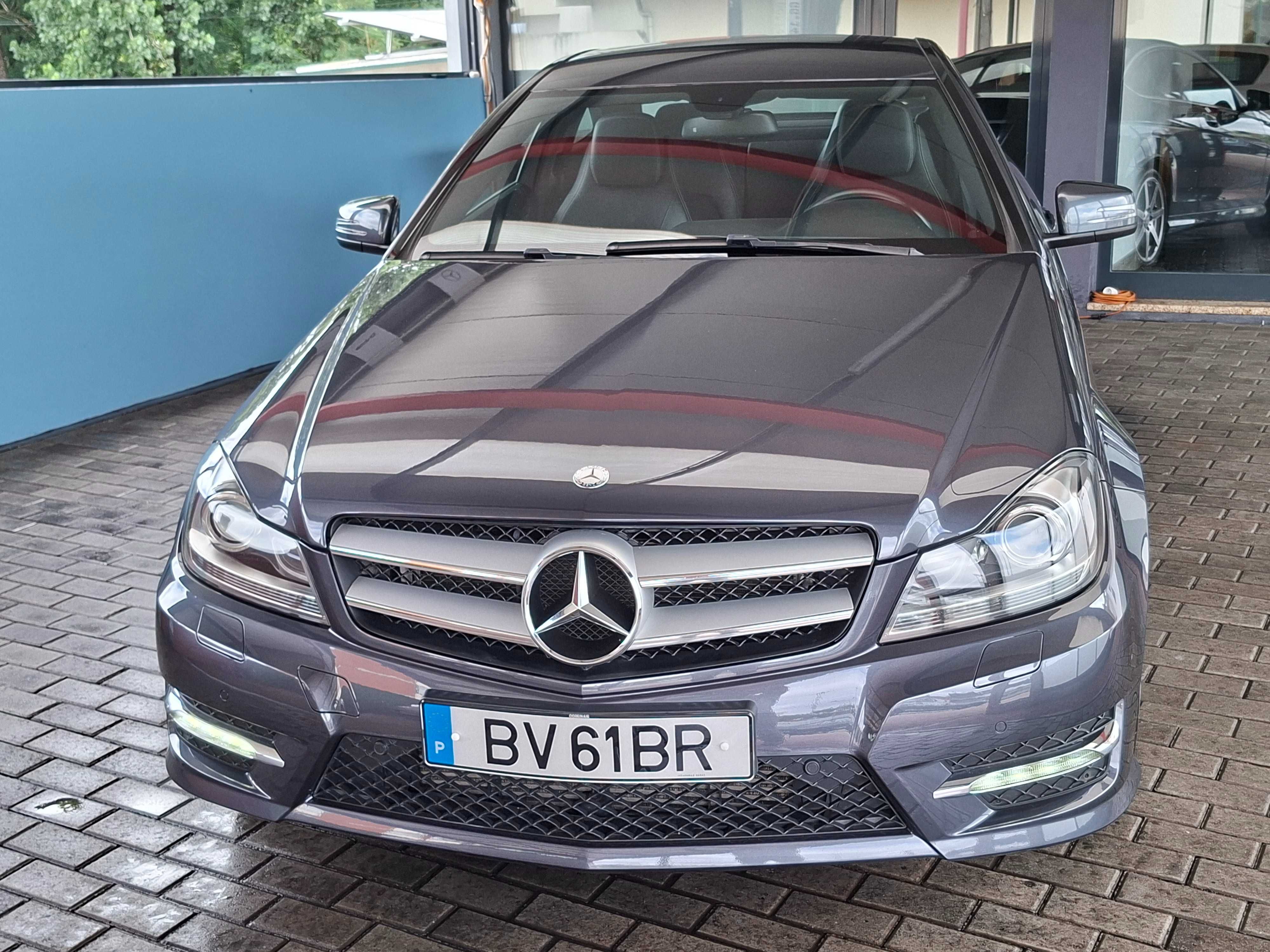 Mercedes-Benz C 180 CGI  AMG