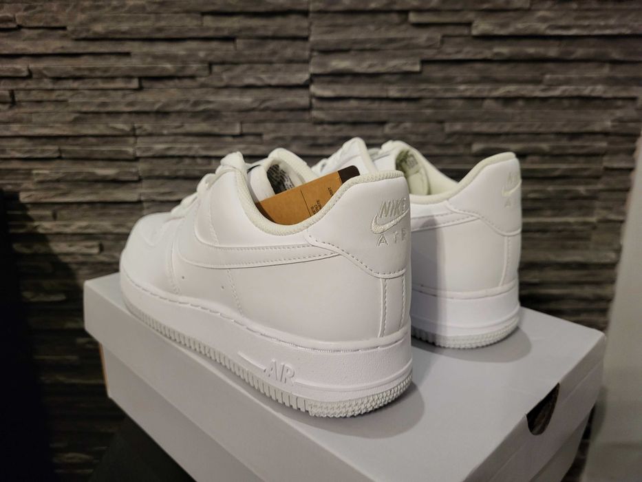 Nowe buty Nike Air Force 1 '07 Next Nature, białe, rozmiar 41