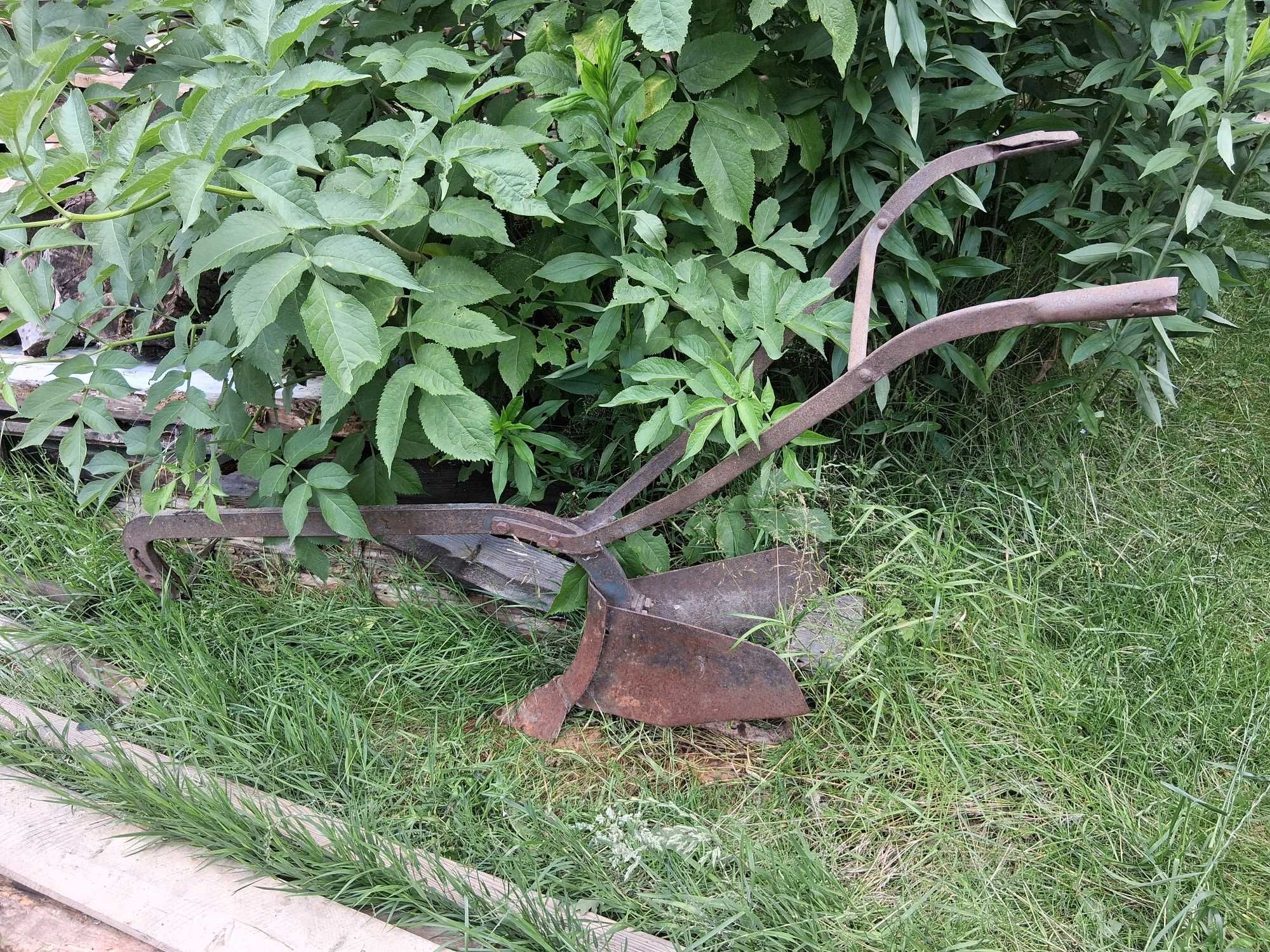 Pług konny jednoskibowy, płużek, opielacz, zabytek
