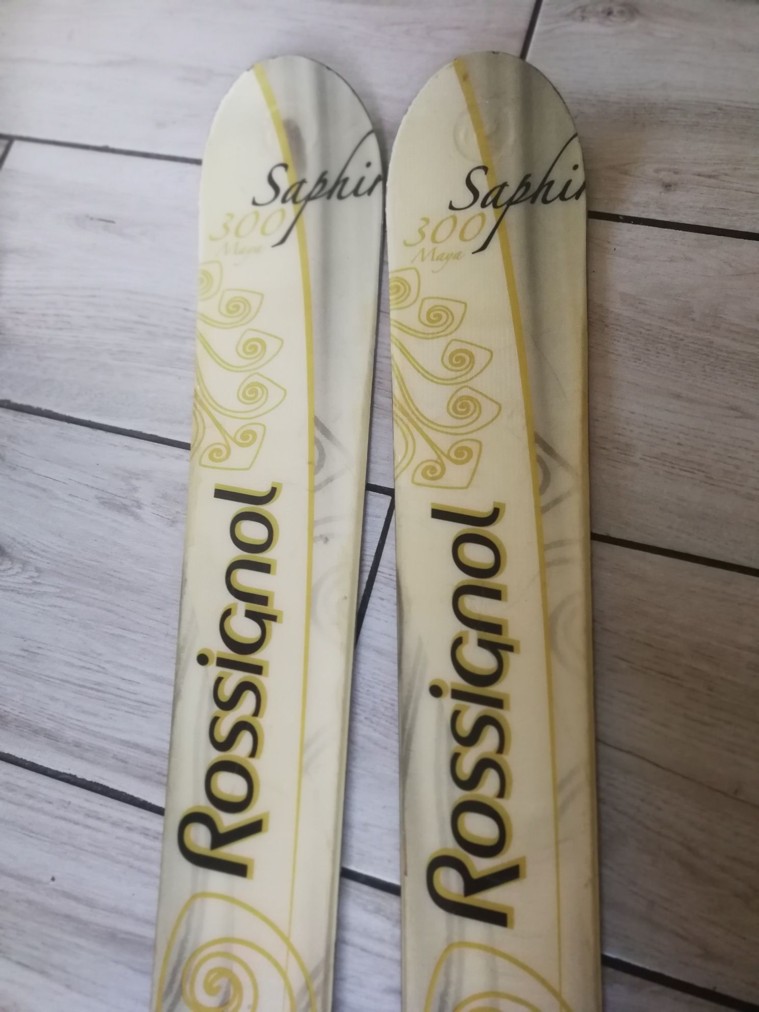Narty Rossignol 154