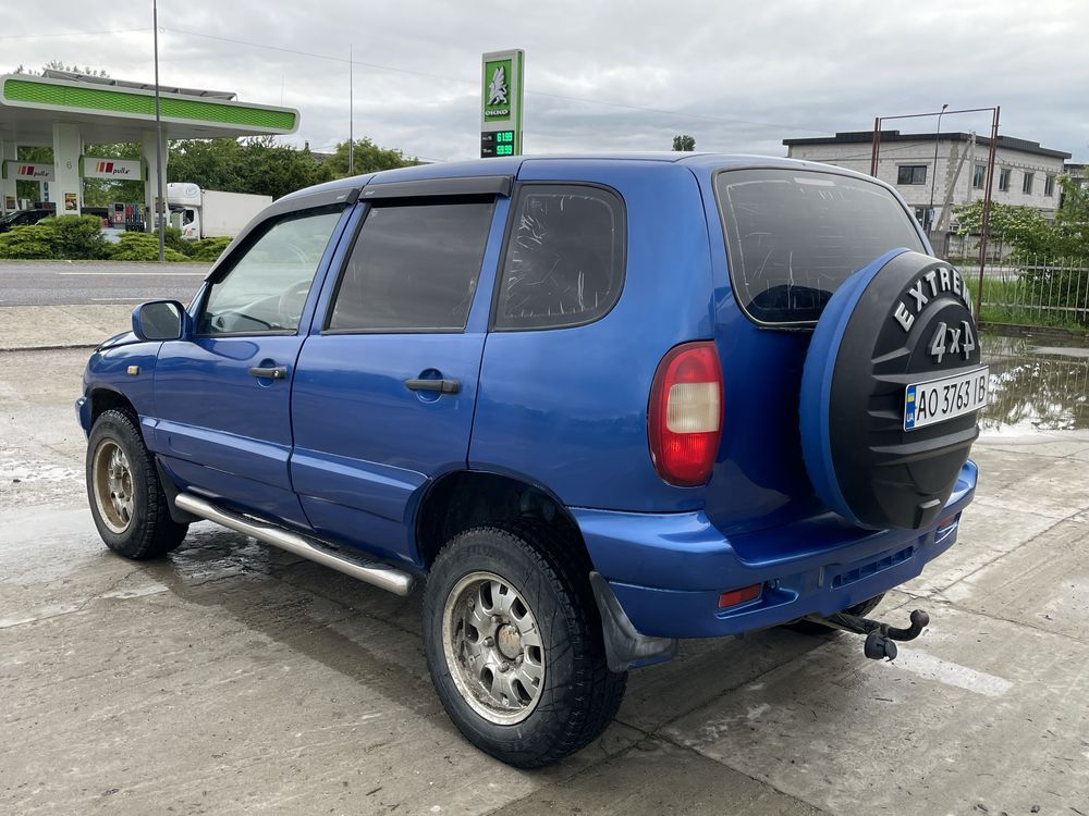 Chevrolet NIVA 2005