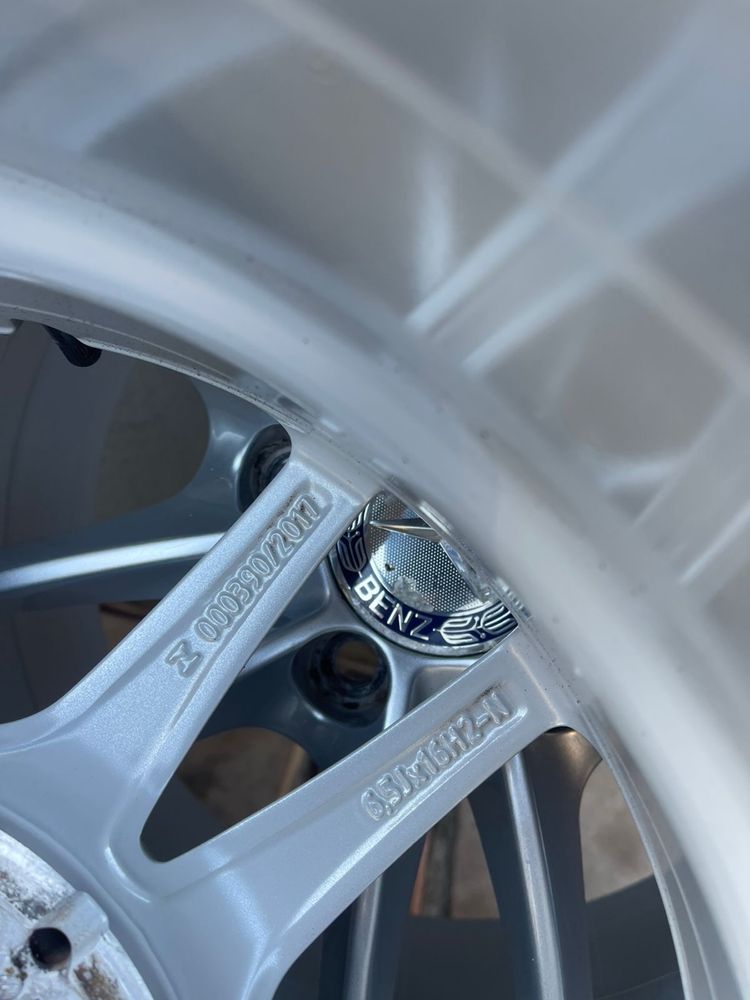 Диски з шинами Mersedes 205/60 r16