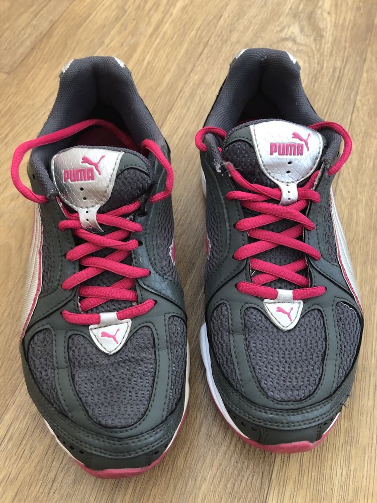 Кросівки жіночі PUMA