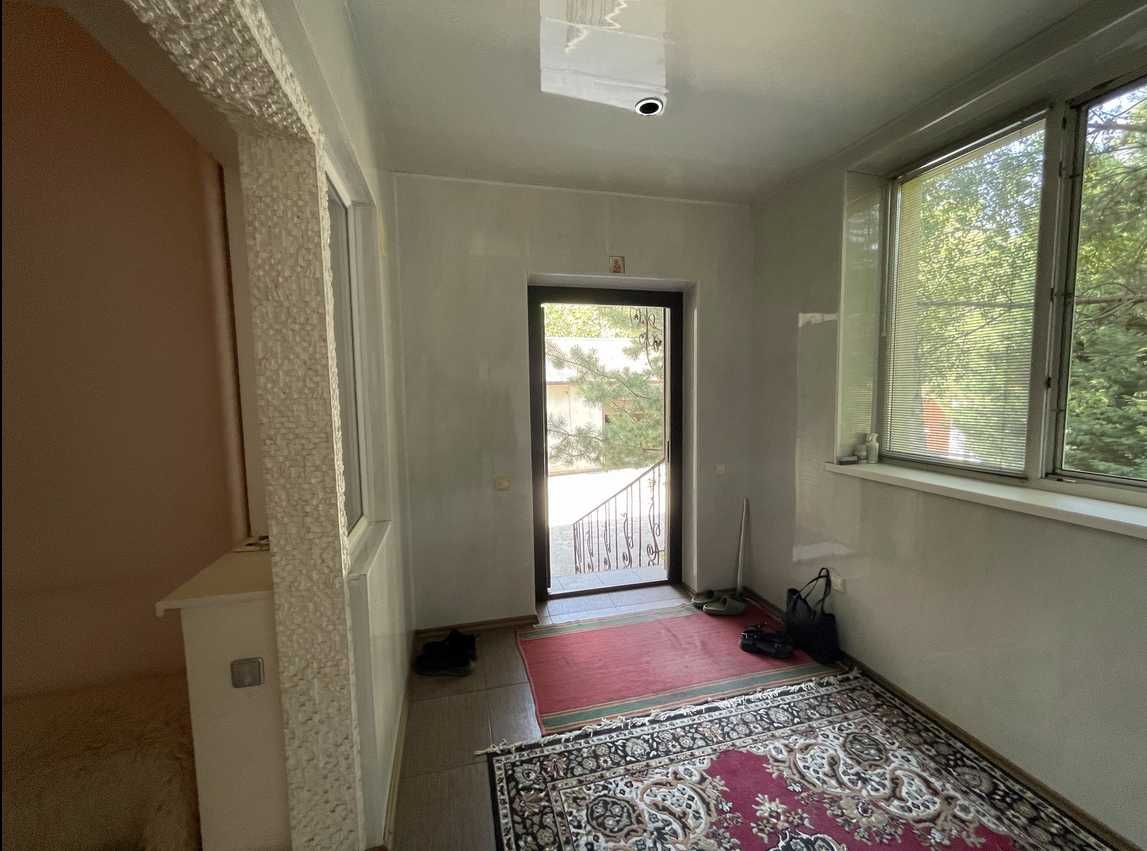 Продам дом Днепр. 350 м. кв. комфорта на природе.