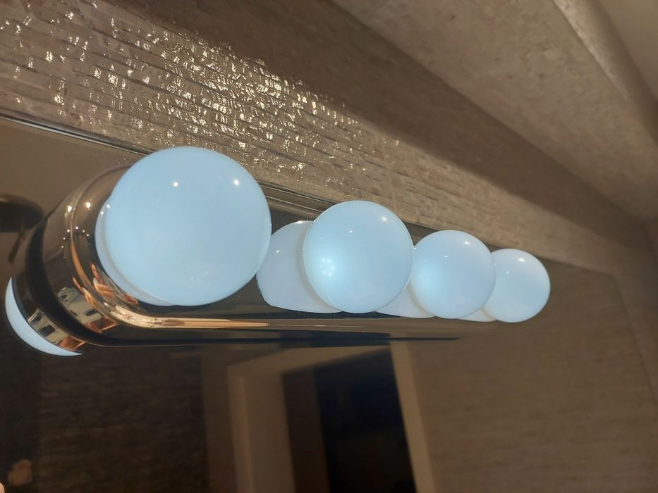 Oświetlenie lampki LED do makijażu