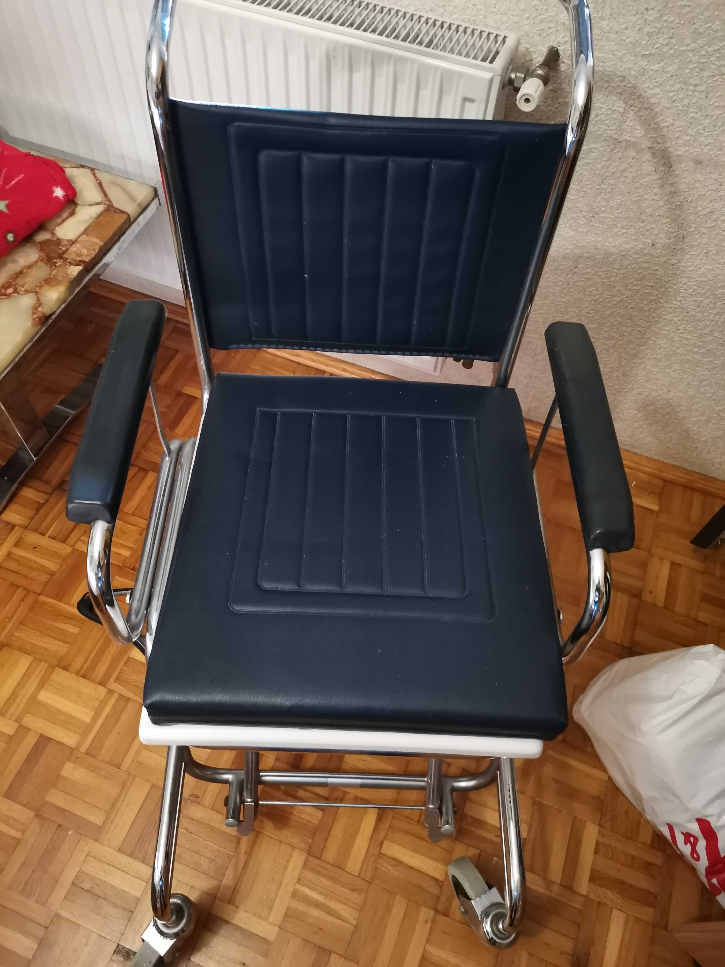 Wózek / krzesło pod prysznic