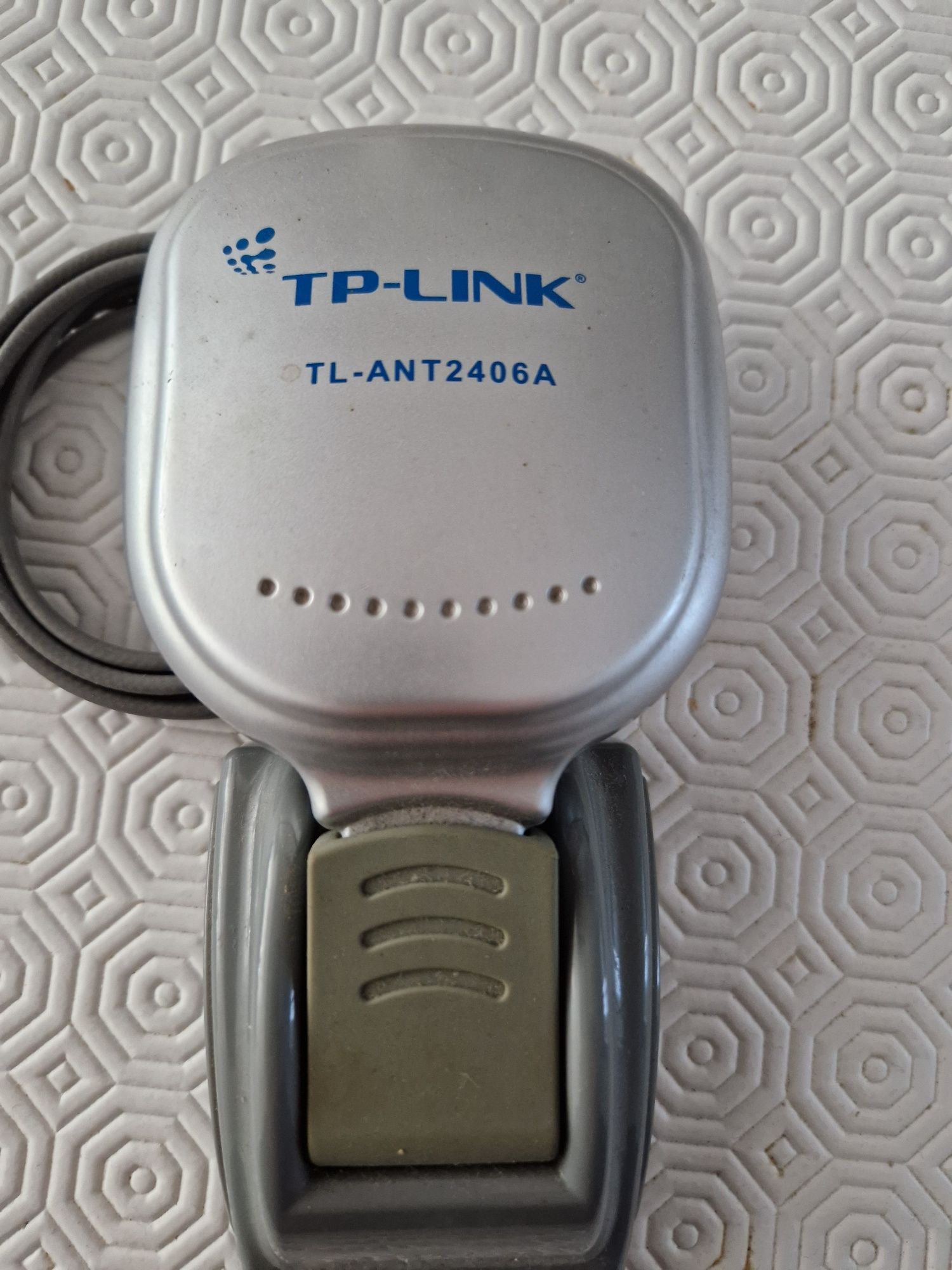 Antena direcional wifi  tp-link tl-ant2406A