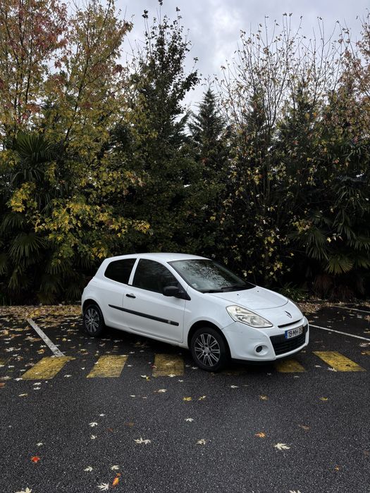 Renault Clio 1.5 dCi 75cv – 2011 – 325.000 km