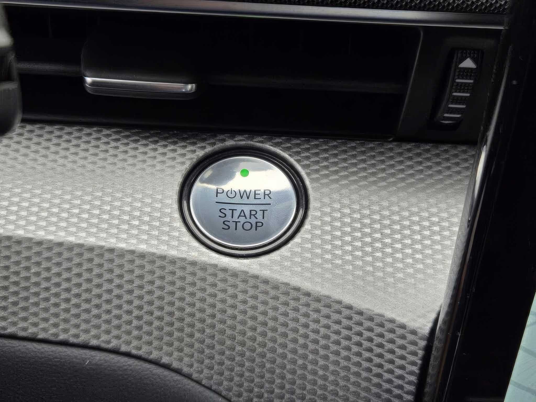 2022 Ford Mustang Mach-E Select