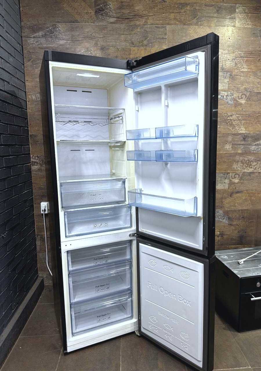 Премиум Холодильник Samsung RB38C6B6D22 No Frost сухая заморозка 200см