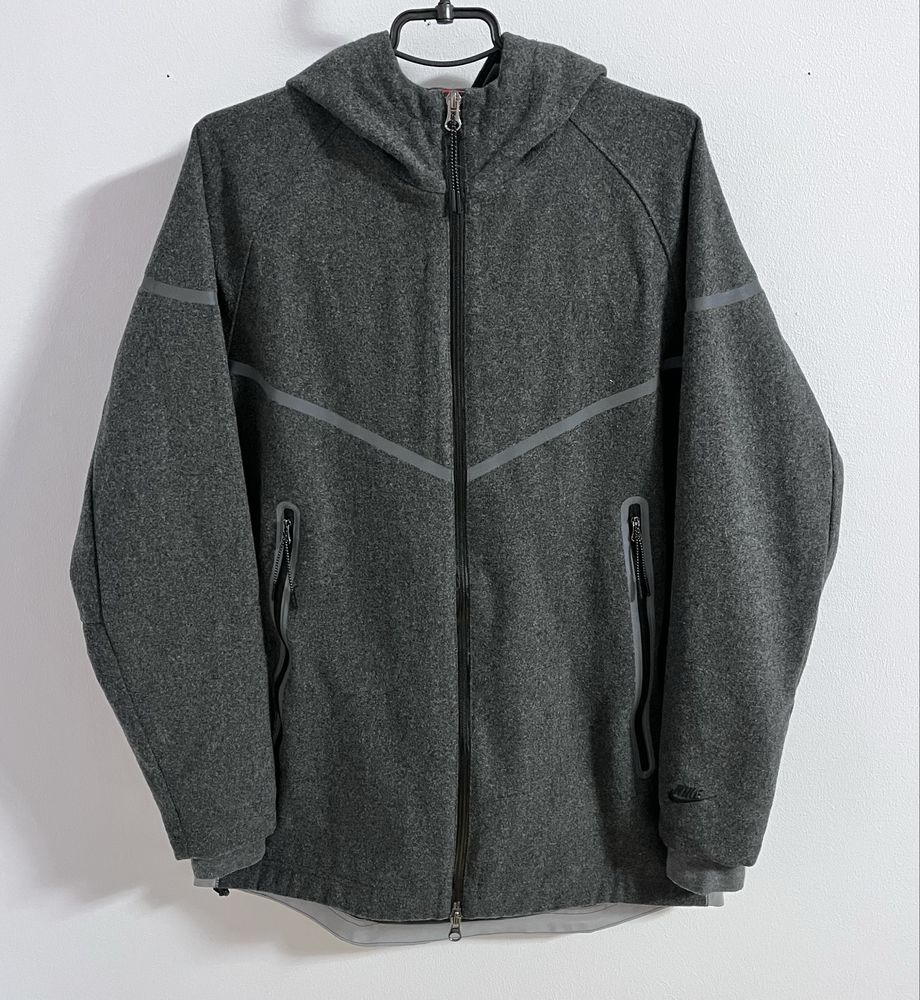 Жіноча куртка Nike tech Wool Windrunner(Оригінал)