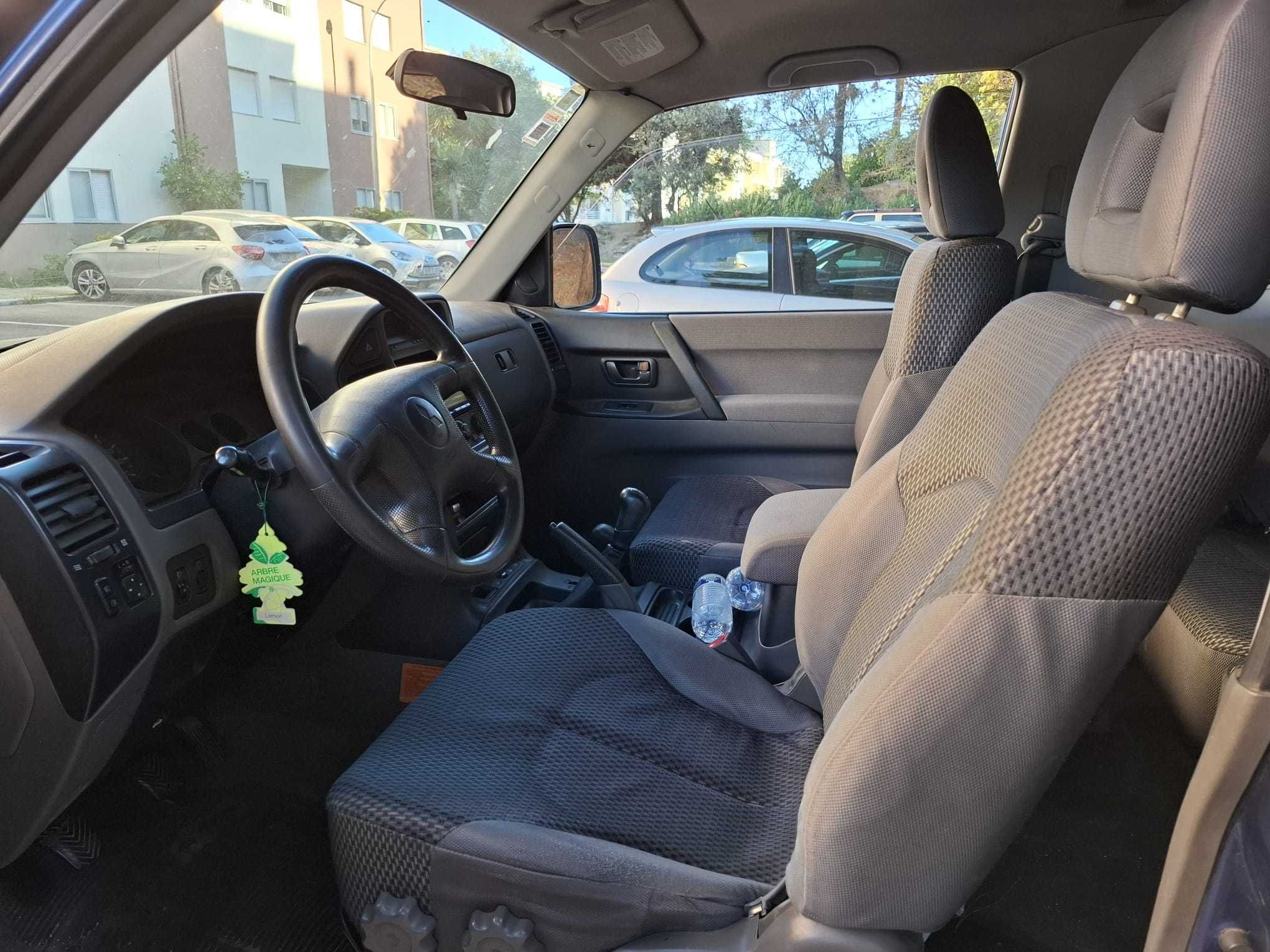 Mitsubishi Pajero 2.5 TDI geração V60