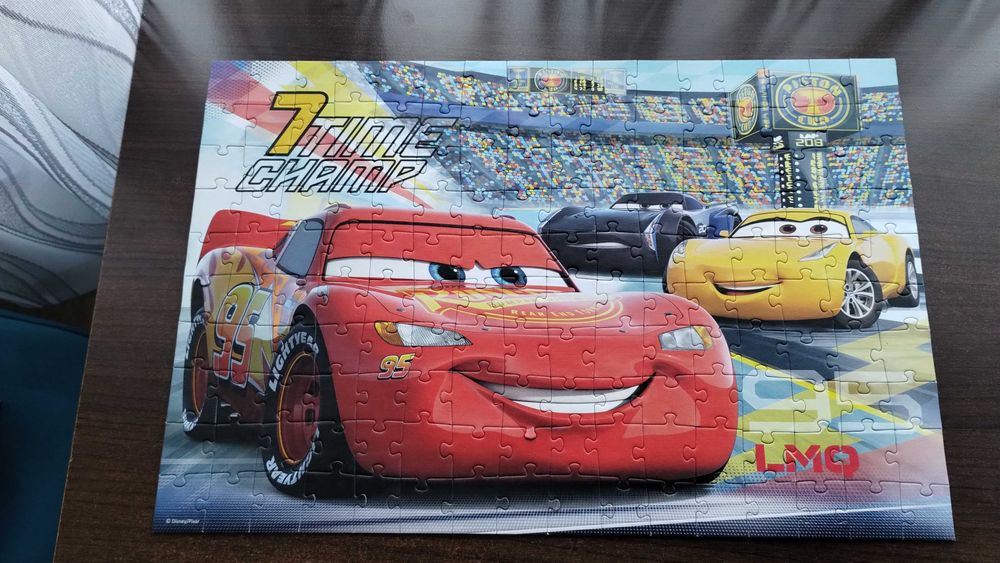40 zł za 3x puzzle Disney Cars Trefl wiek 5+ i 6+