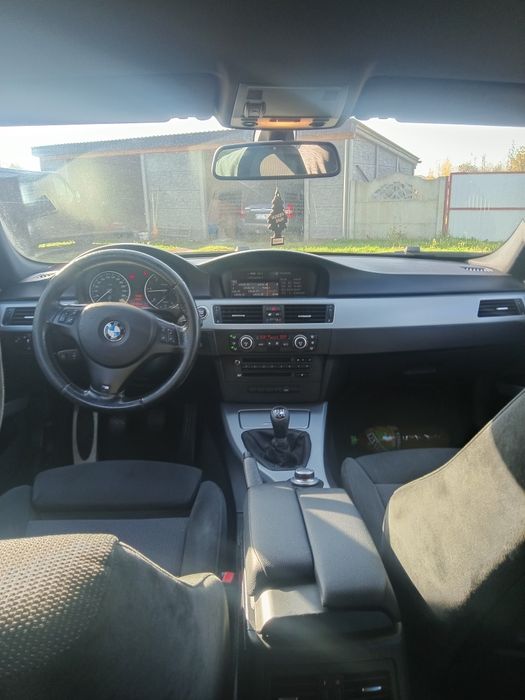 Sprzedam piękną BMW E91 2.0 d M pakiet zew. I wew.