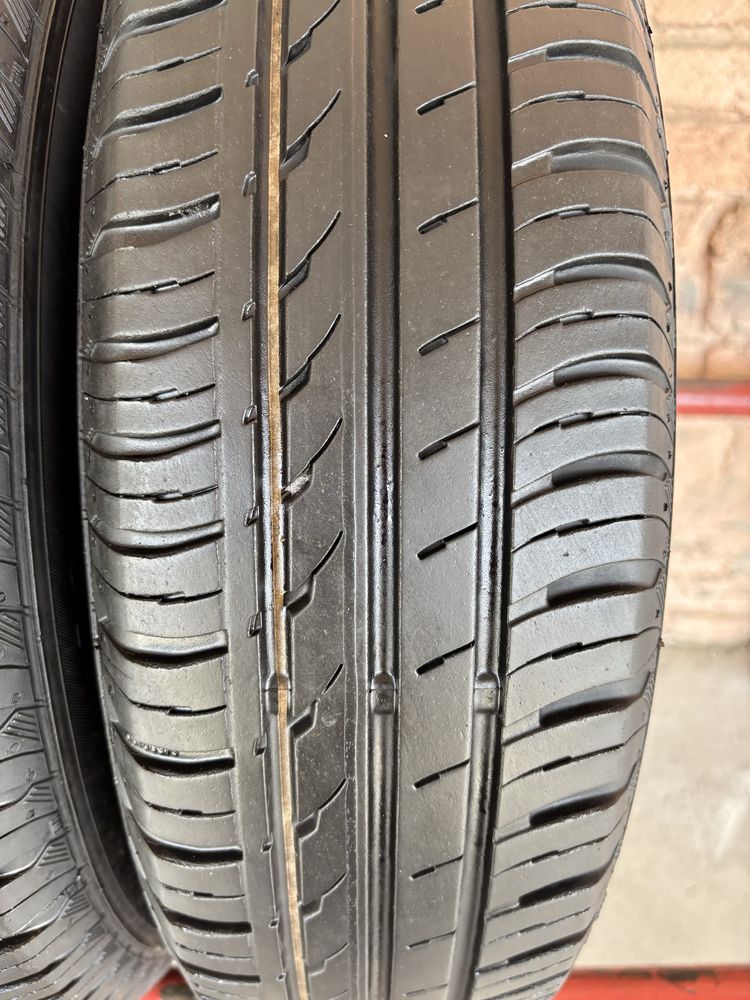 Пара літніх шин 175/80R14 Continental